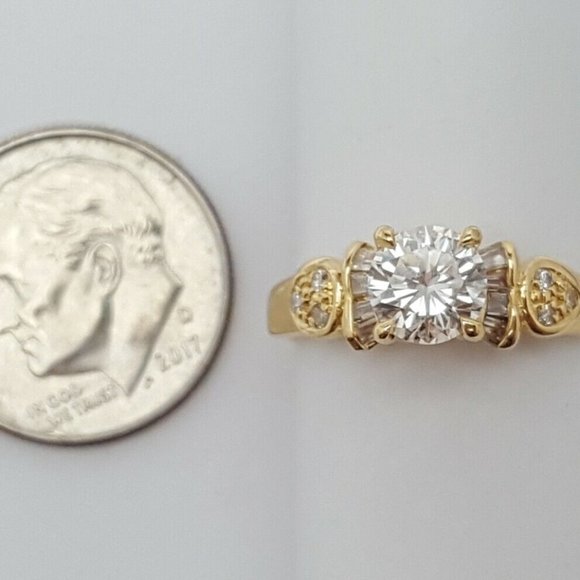 Exquisite 18K Karat Solid Yellow Gold Solitaire Diamond Wedding Engagement Ring - Picture 11 of 12